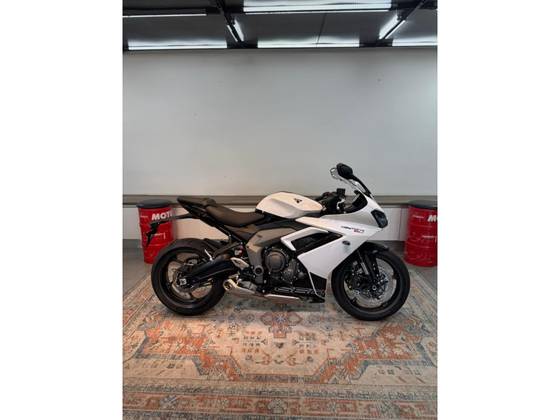 TRIUMPH DAYTONA 660 TRIUMPH DAYTONA 660